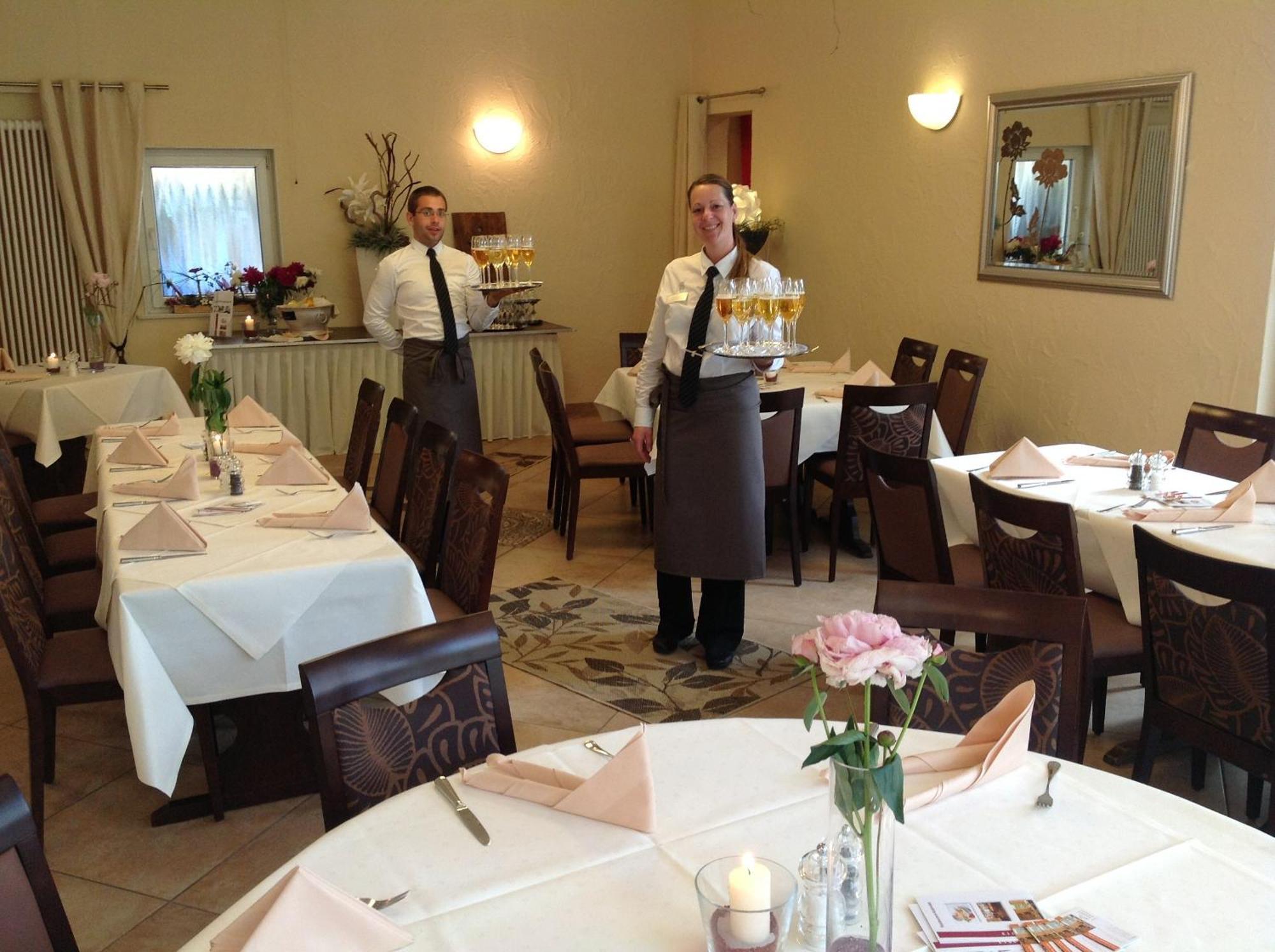 Hotel Ebnet Mutterstadt Dış mekan fotoğraf