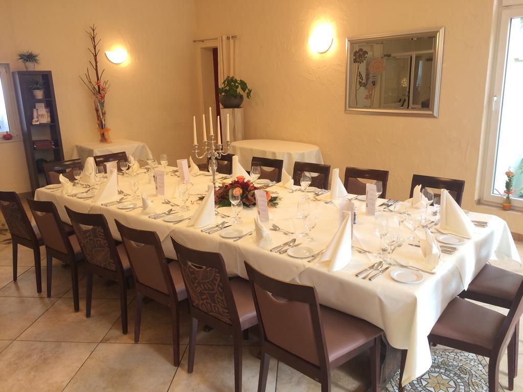 Hotel Ebnet Mutterstadt Dış mekan fotoğraf